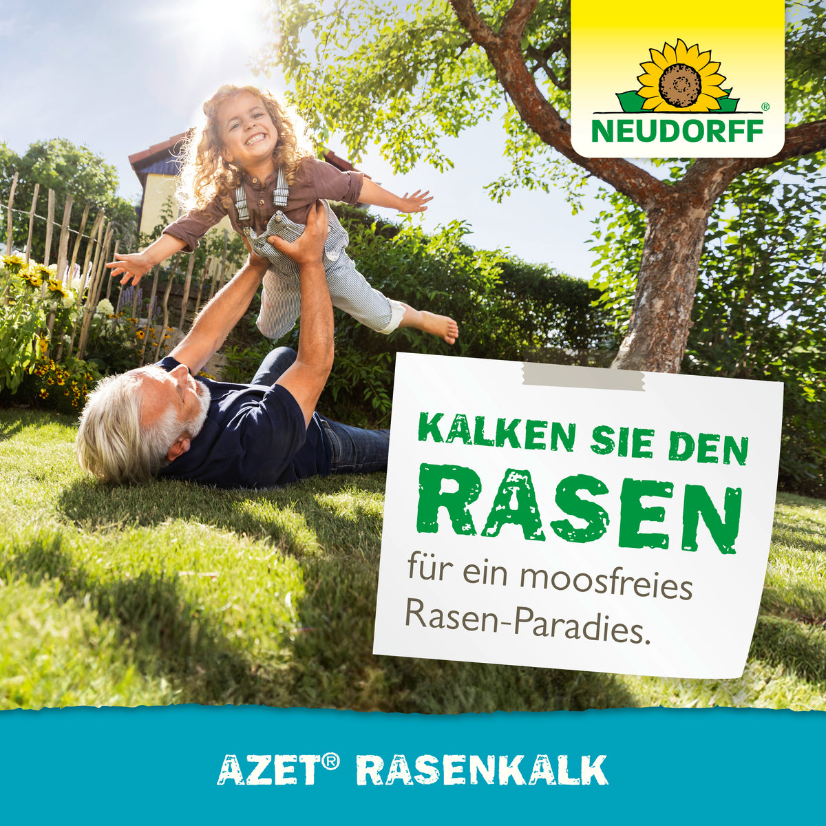 Mit Azet Rasenkalk von Neudorff den Rasen kalken für eine moosfreie, sattgrüne Rasenfläche