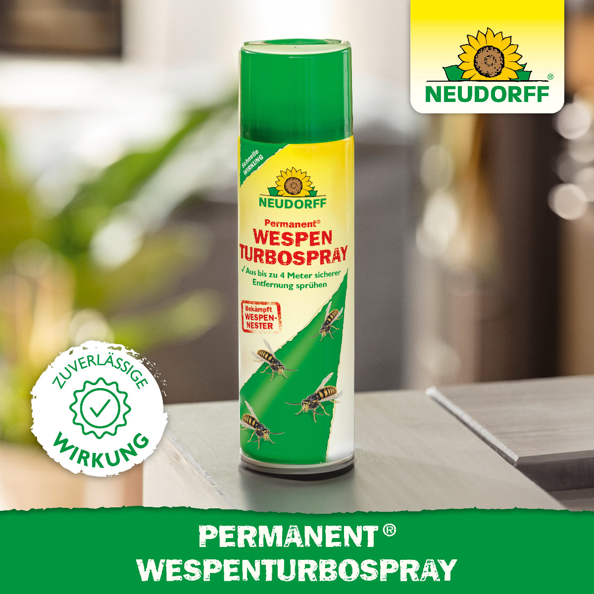 Mit dem Permanent WespenTurbospray von Neudorff bekämpft man Wespen und Wespennester aus einer sicheren Distanz zuverlässig