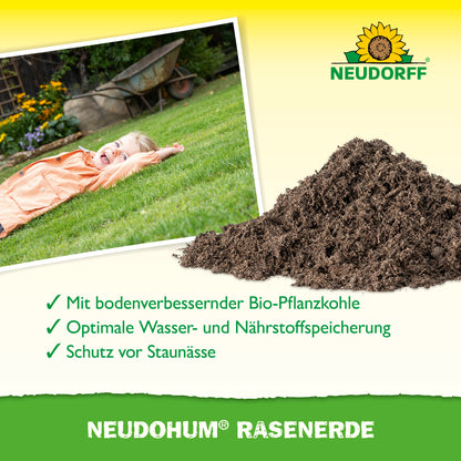 Die torffreie NeudoHum Rasenerde mit bodenverbessernder Bio-Pflanzkohle sorgt für eine optimale Wasser- und Nährstoffspeicherung