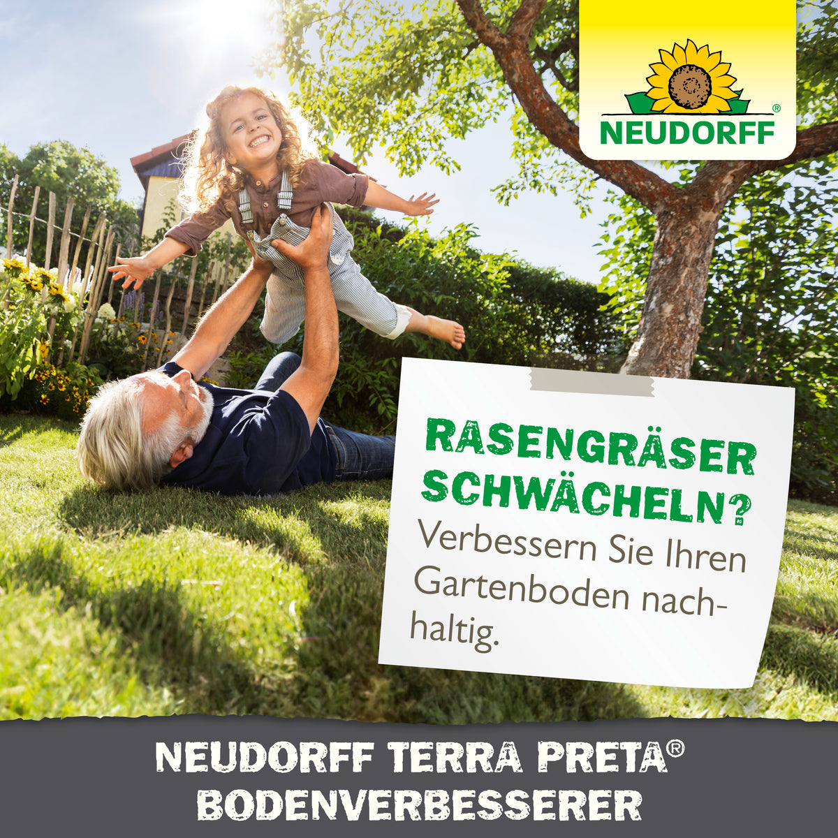 Deine Rasengräser schwächeln wegen Hitze und Trockenheit, der Rasen ist braun und borstig? Mit dem Terra Preta Bodenverbesserer von Neudorff steigerst du die Bodenqualität sowie Nährstoff- und Wasserspeicherfähigkeit